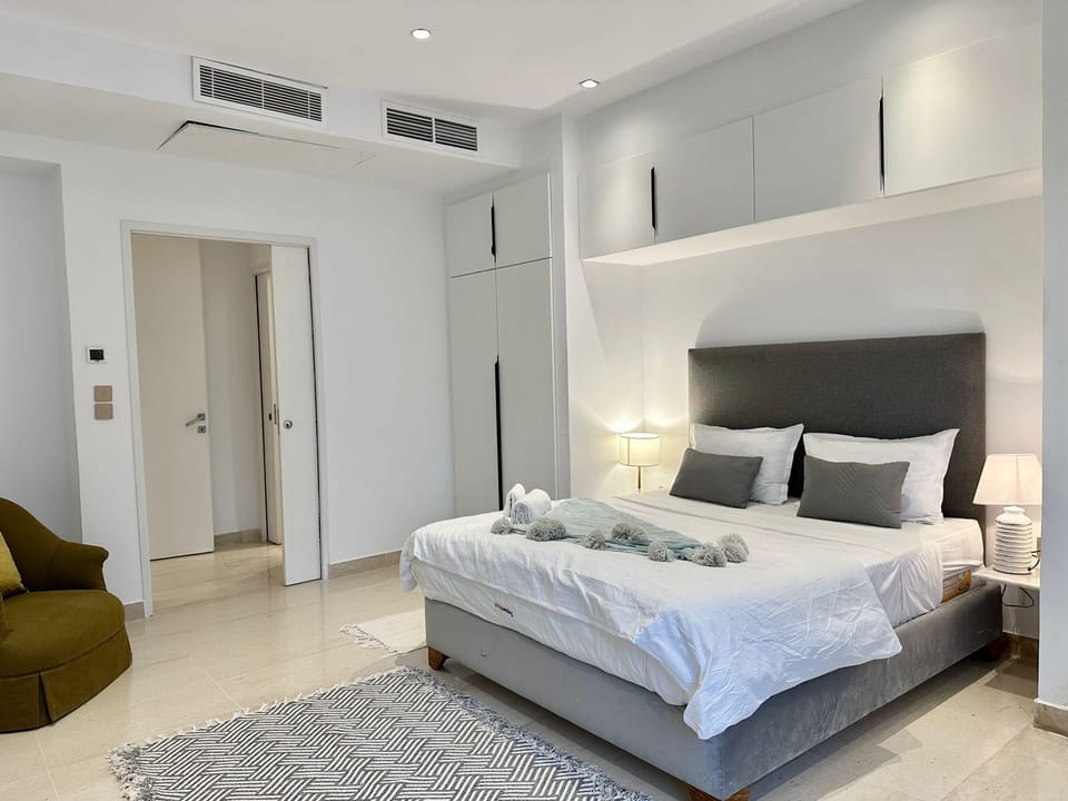 Gold Palms 4 Bedroom Villa Villa in Tunis Governorate, Tunisia