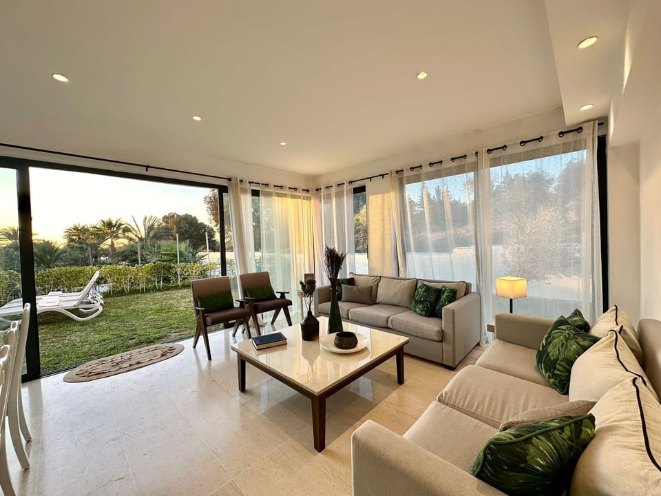 Villa, 4 Bedrooms, Private Pool, Ocean View | Living room