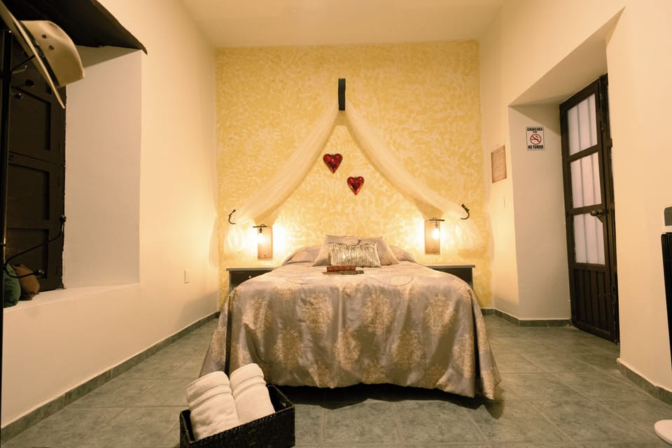 Standard Room, Private Bathroom | Iron/ironing board, free WiFi