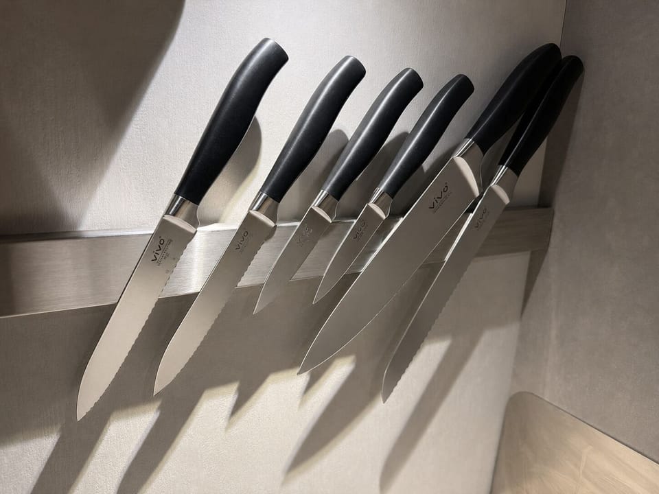 Knifes vF