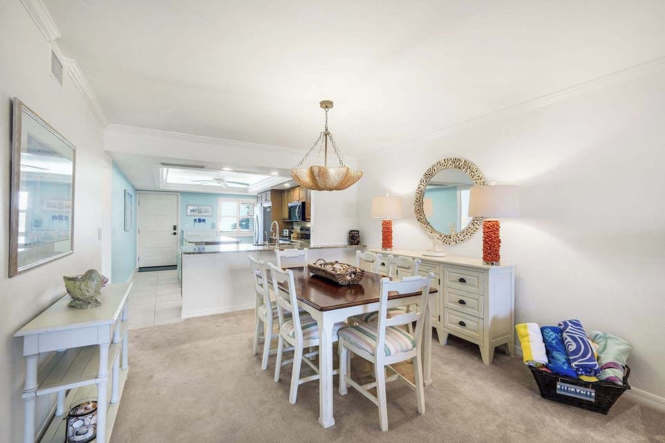 Dining Room (2)