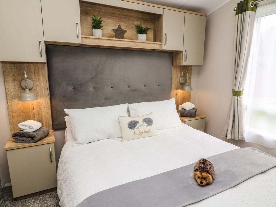 2 bedrooms, WiFi (free), individually decorated, individually furnished