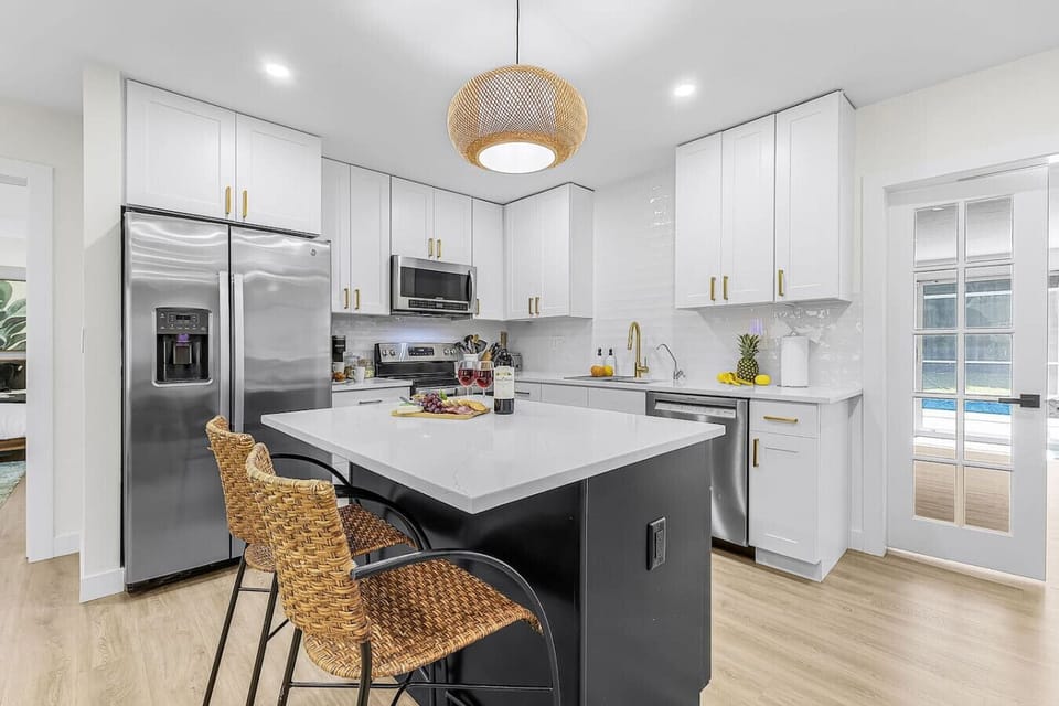 Pull up a stool and chat with the chef in this modern kitchen