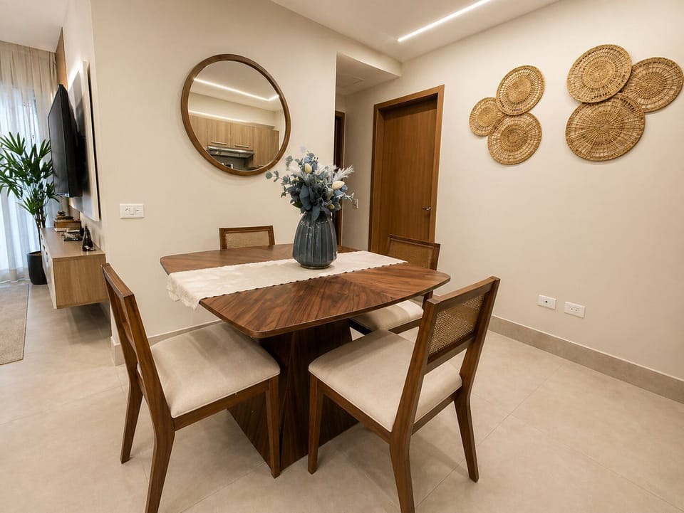 Apartment | Dining
