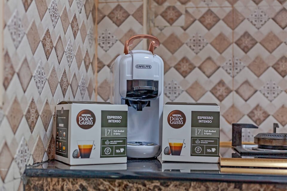 House, 3 Bedrooms, Balcony | Coffee and/or coffee maker