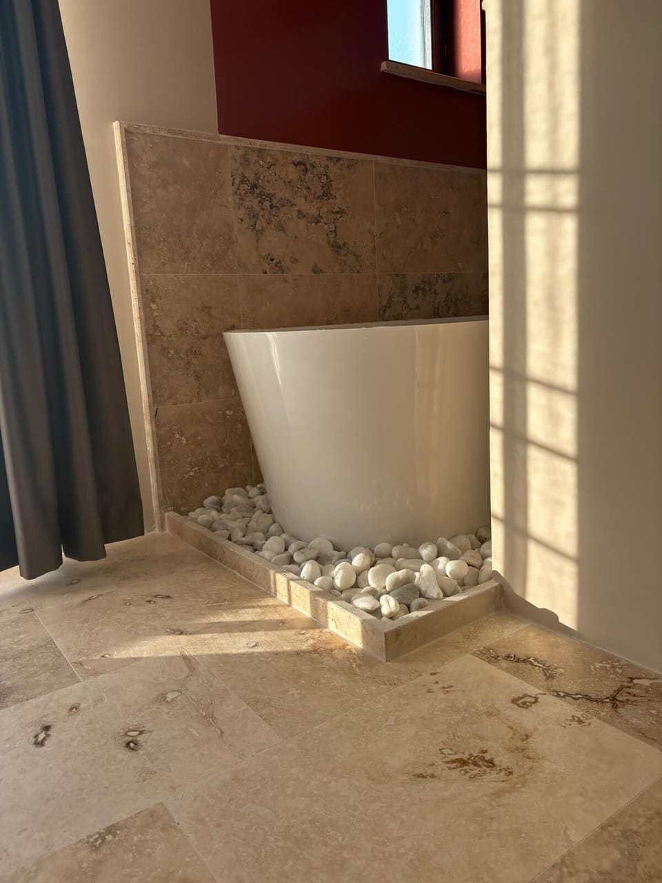 Superior Room, Balcony, City View | Bathroom | Free toiletries, hair dryer, slippers, towels