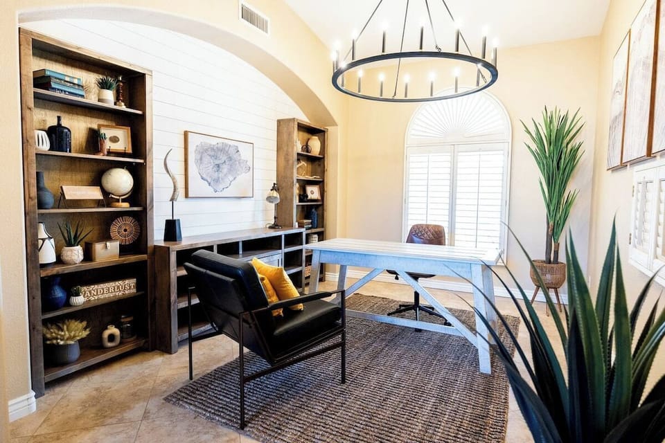 Large office available, whether you are working or studying.