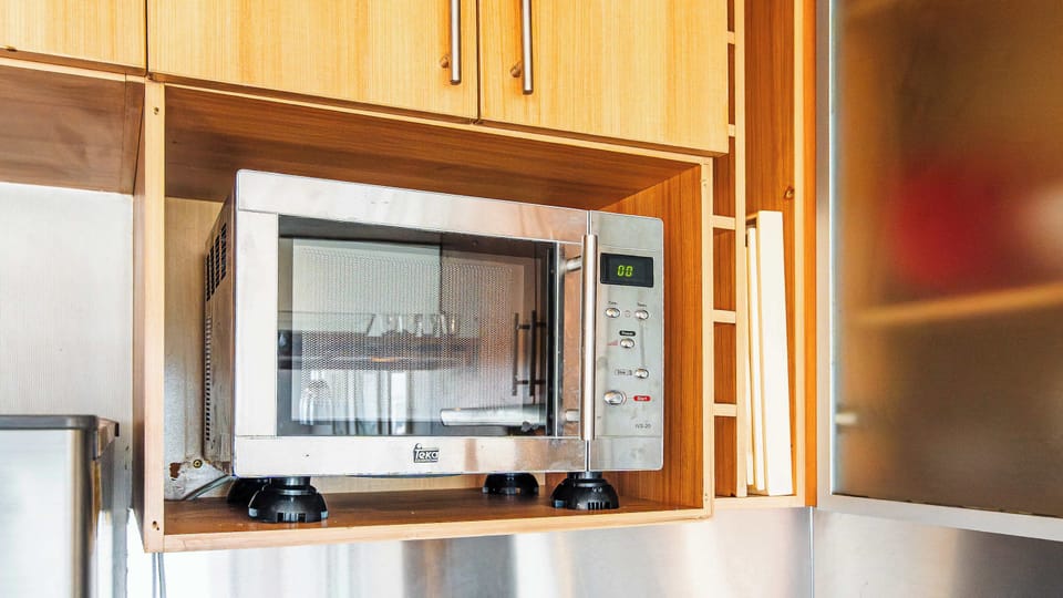 Microwave