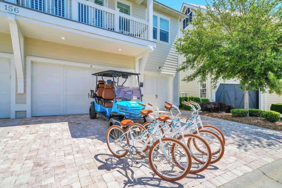 Home features a 6 seater golf cart and 4 adult bikes!