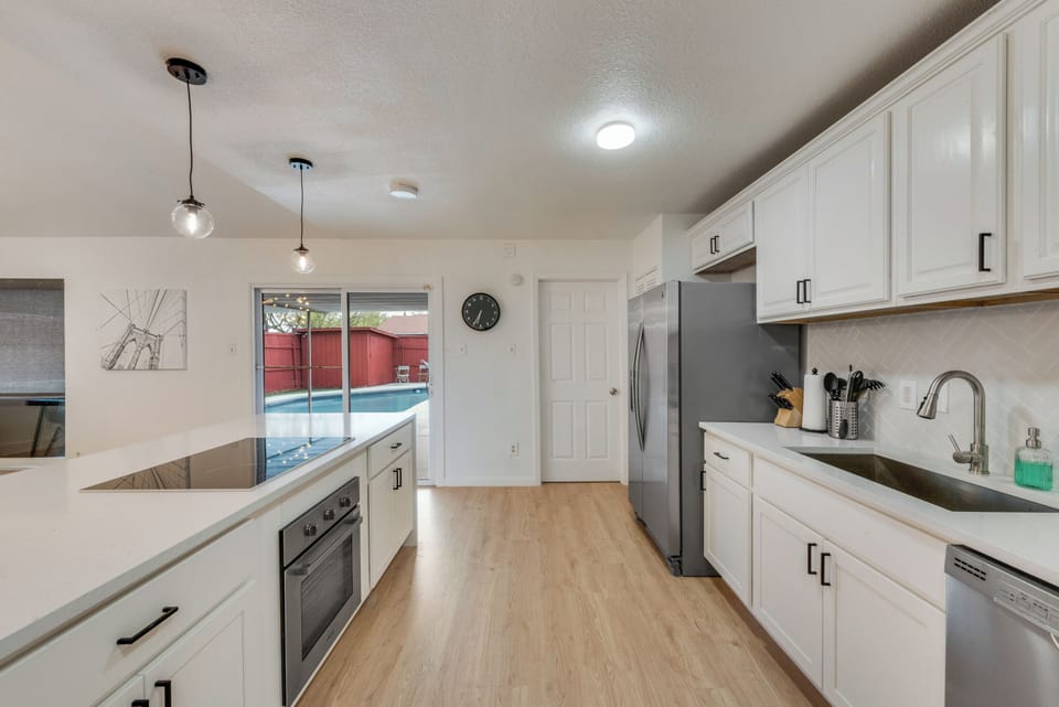 A fully equipped kitchen with everything you need to cook and feel at home