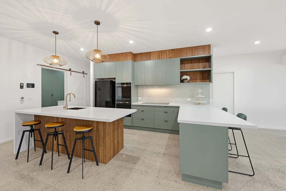 Fully equipped kitchen with double breakfast bar. This property features a sizeable kitchen and butlers pantry making it perfect for entertaining. 