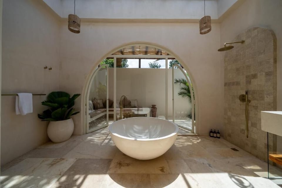 Double Room, 1 King Bed, Patio, Pool View | Bathroom | Free toiletries, hair dryer, towels, soap