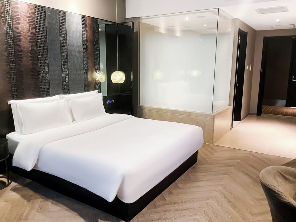 Superior Double Room | Down comforters, free minibar, in-room safe, desk