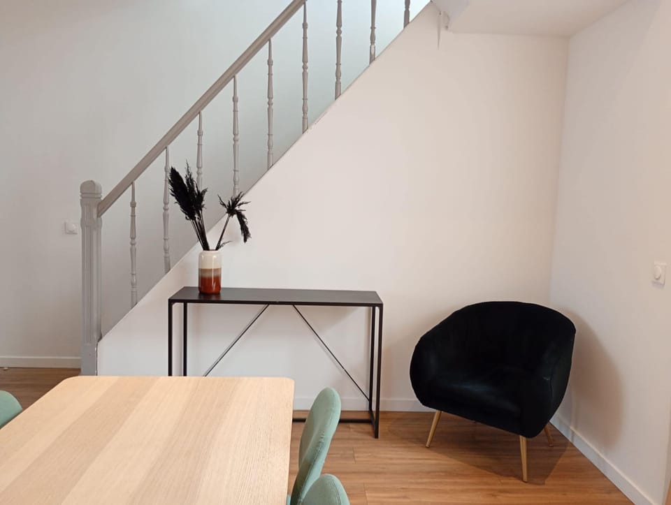 House | 5 bedrooms, Internet