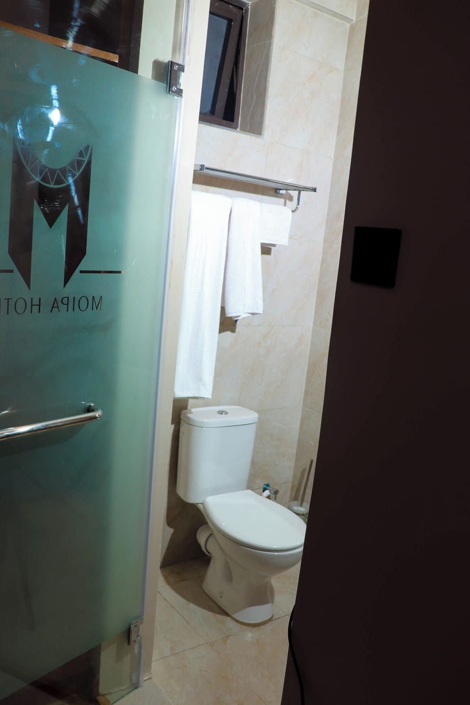 Single Room, Mountain View | Bathroom | Shower, free toiletries, towels, soap