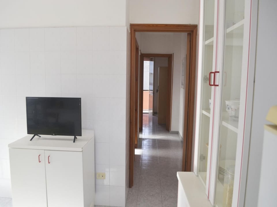 House, 2 Bedrooms, Balcony | Room amenity