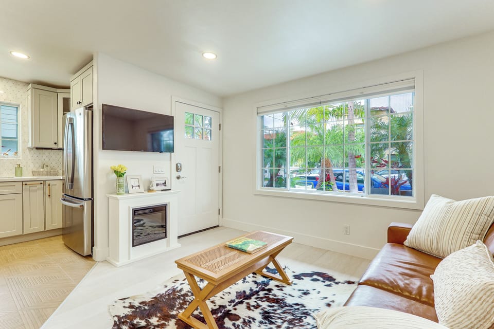 Living Room | Full Sleeper Sofa