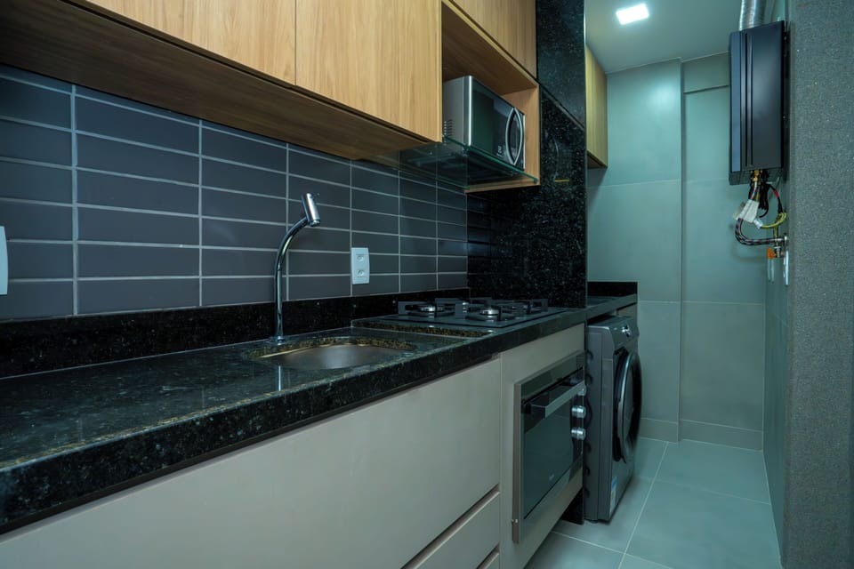 Comfort Apartment, City View | Private kitchen | Electric kettle