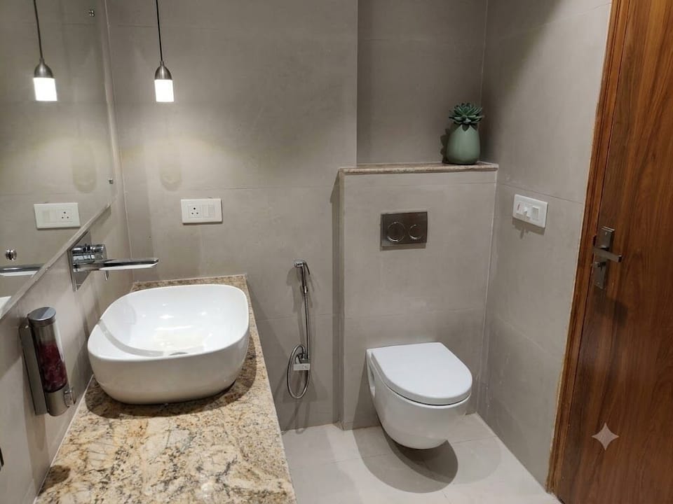 Towels, soap, shampoo