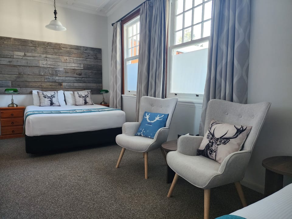 Family Triple Room, Non Smoking, Shared Bathroom | Living area | 43-inch Smart TV with digital channels