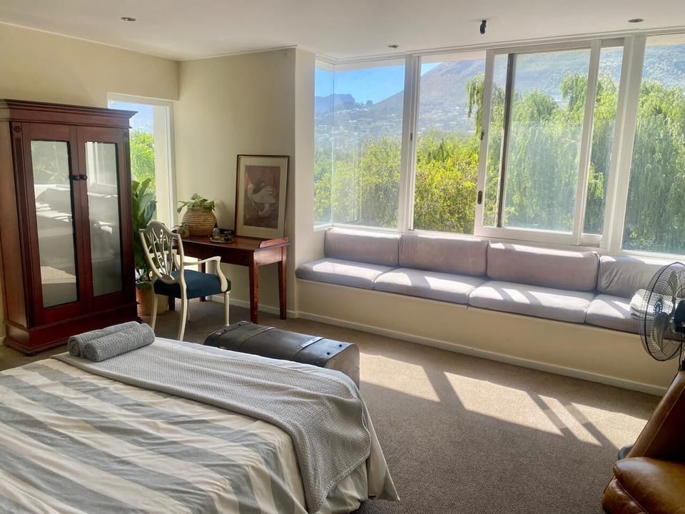 Classic Apartment, Mountain View | Iron/ironing board, free WiFi