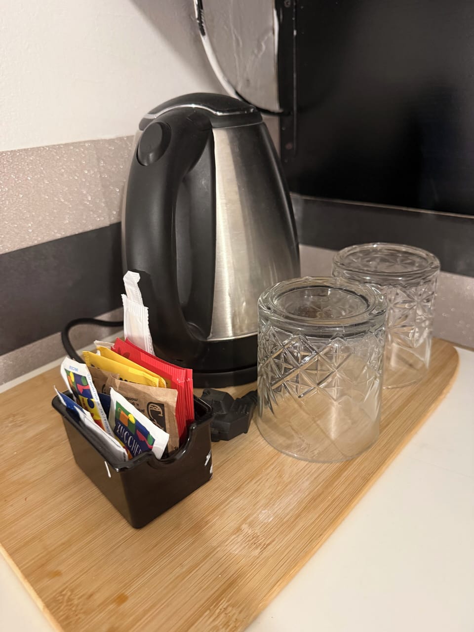 Comfort Triple Room | Coffee and/or coffee maker