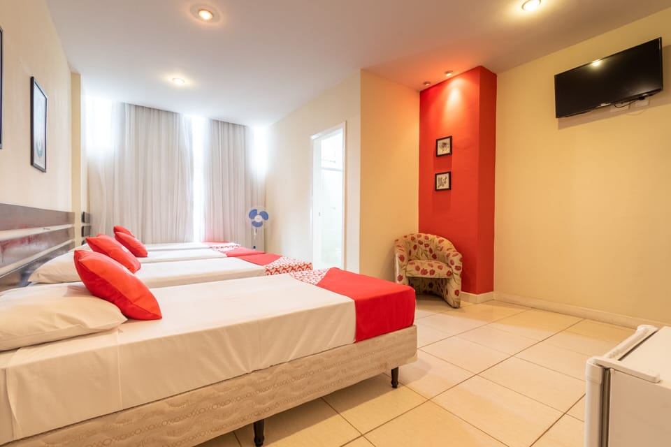 Quadruple Room (4 Single Beds) | Minibar, desk, soundproofing, iron/ironing board
