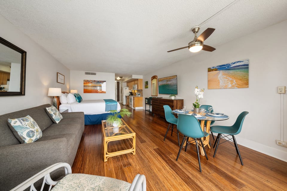 Open‑concept layout connecting living, dining, and sleeping areas for a spacious and functional stay.