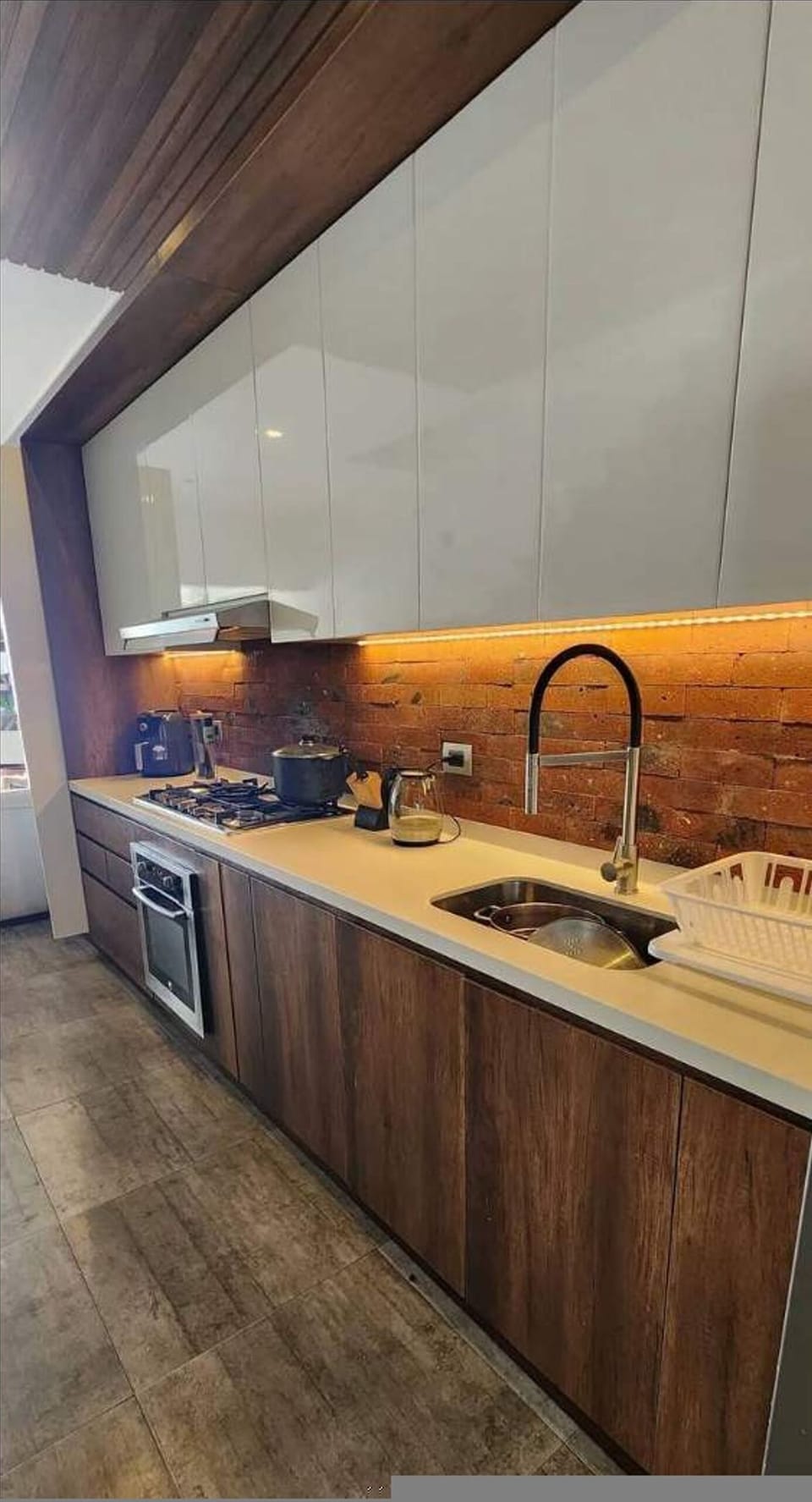 House | 4 bedrooms, high-speed internet