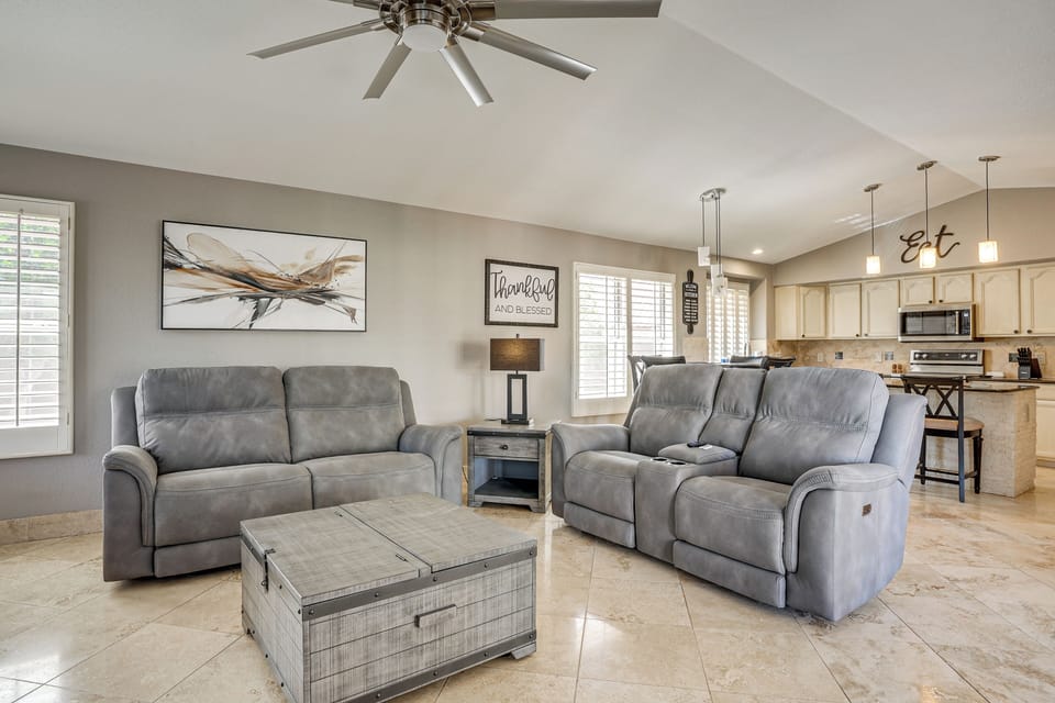 House (4 Bedrooms) | Interior
