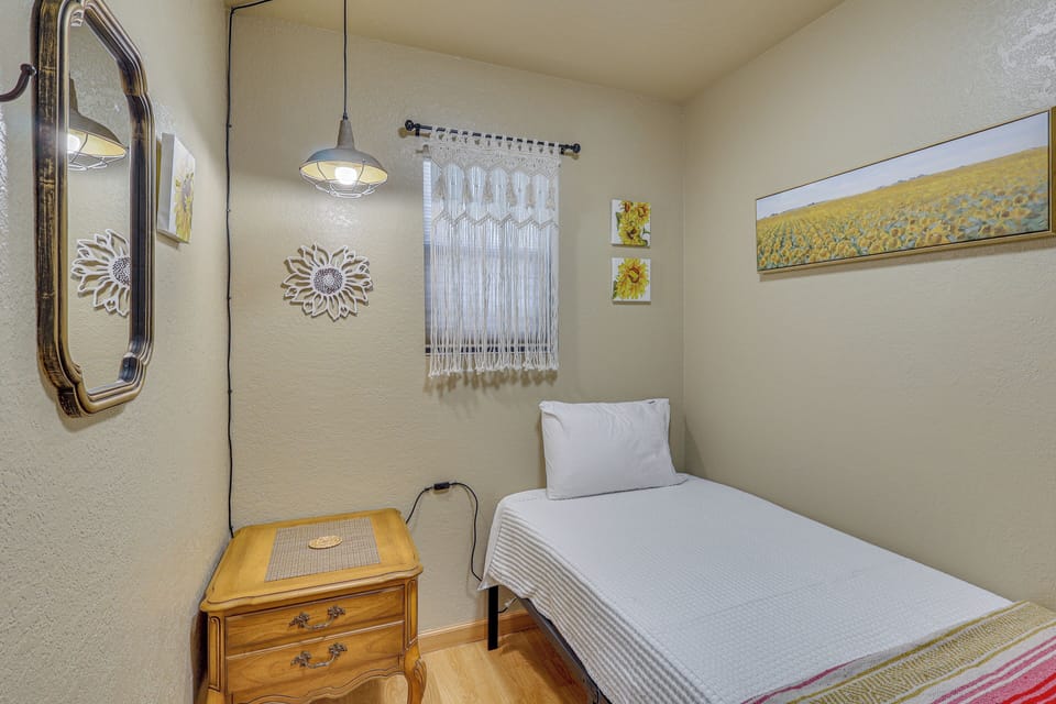 House (2 Bedrooms) | Interior