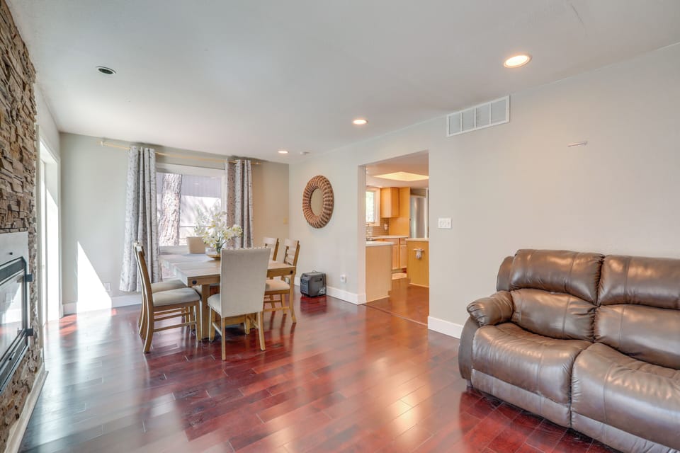 House (3 Bedrooms) | Interior