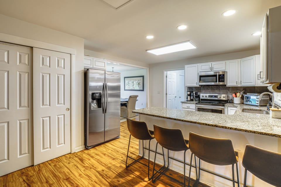 House (4 Bedrooms) | Interior