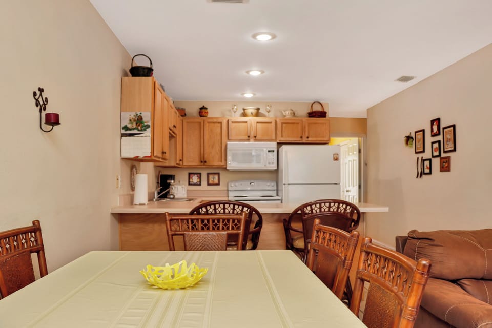 Dining Area and Kitchen
