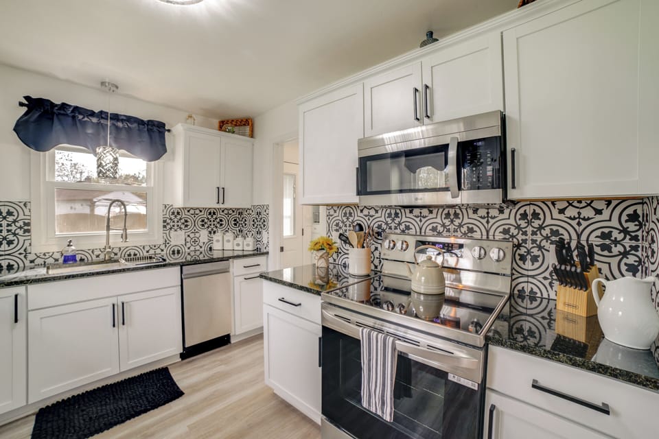 House (2 Bedrooms) | Interior