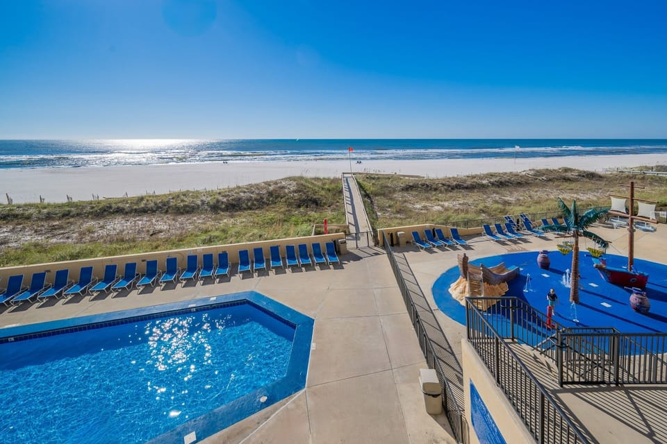 Condo, 3 Bedrooms | Pool | Indoor pool, outdoor pool