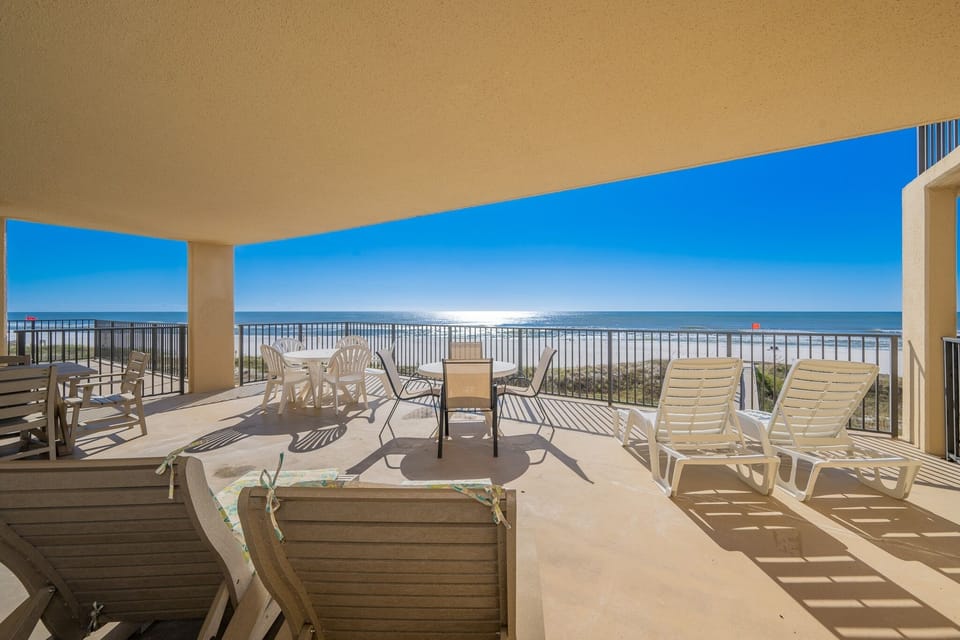 Condo, 3 Bedrooms | Outdoor dining