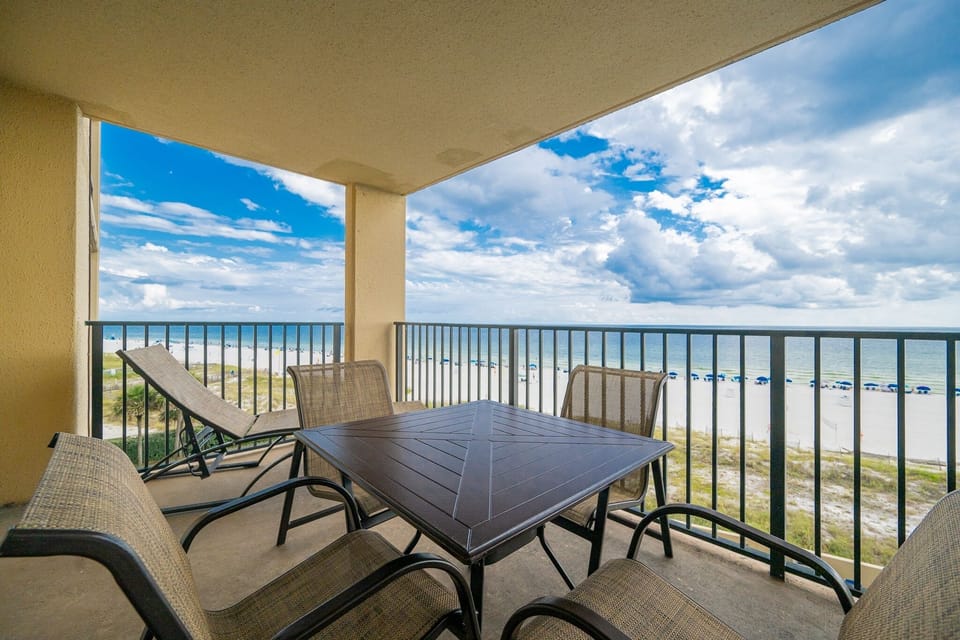 Condo, 3 Bedrooms | Outdoor dining