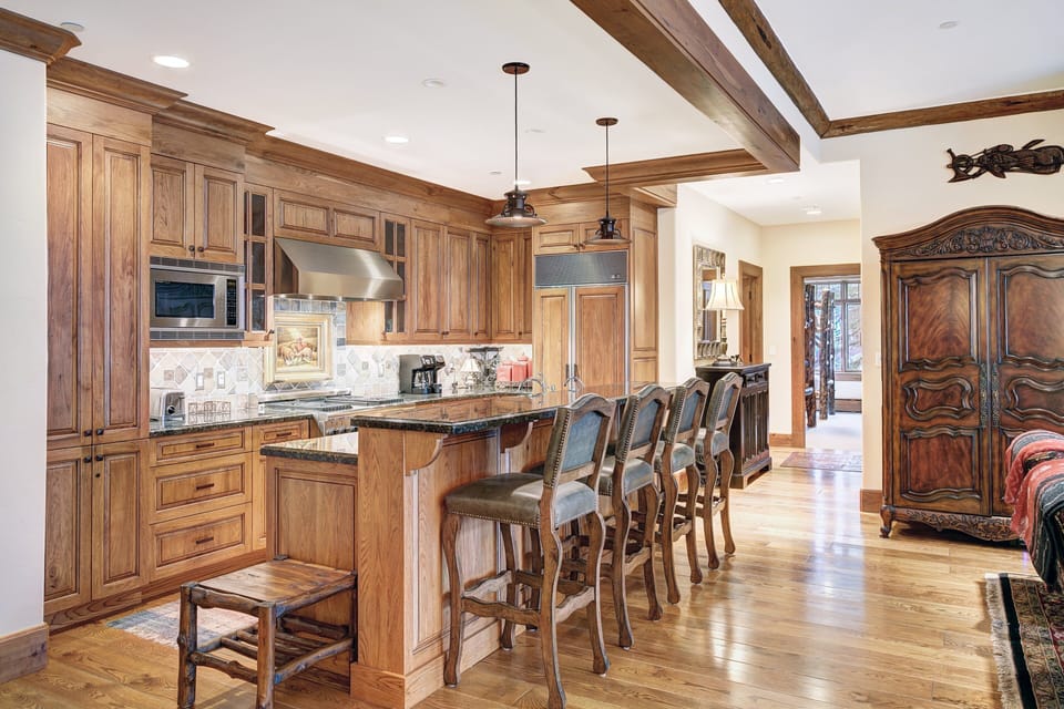 Condo, 3 Bedrooms | Private kitchen | Fridge, oven, coffee/tea maker