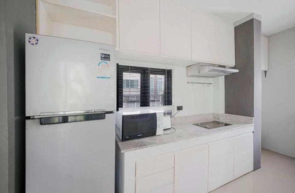 Room, 3 Bedrooms | Interior