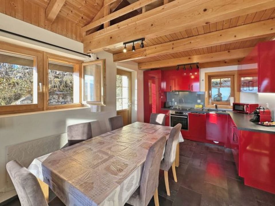 Kitchen / Dining Room