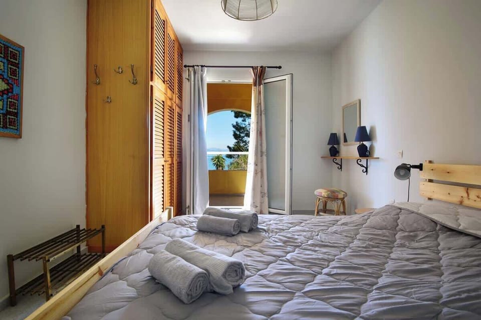 A room with a seaview
