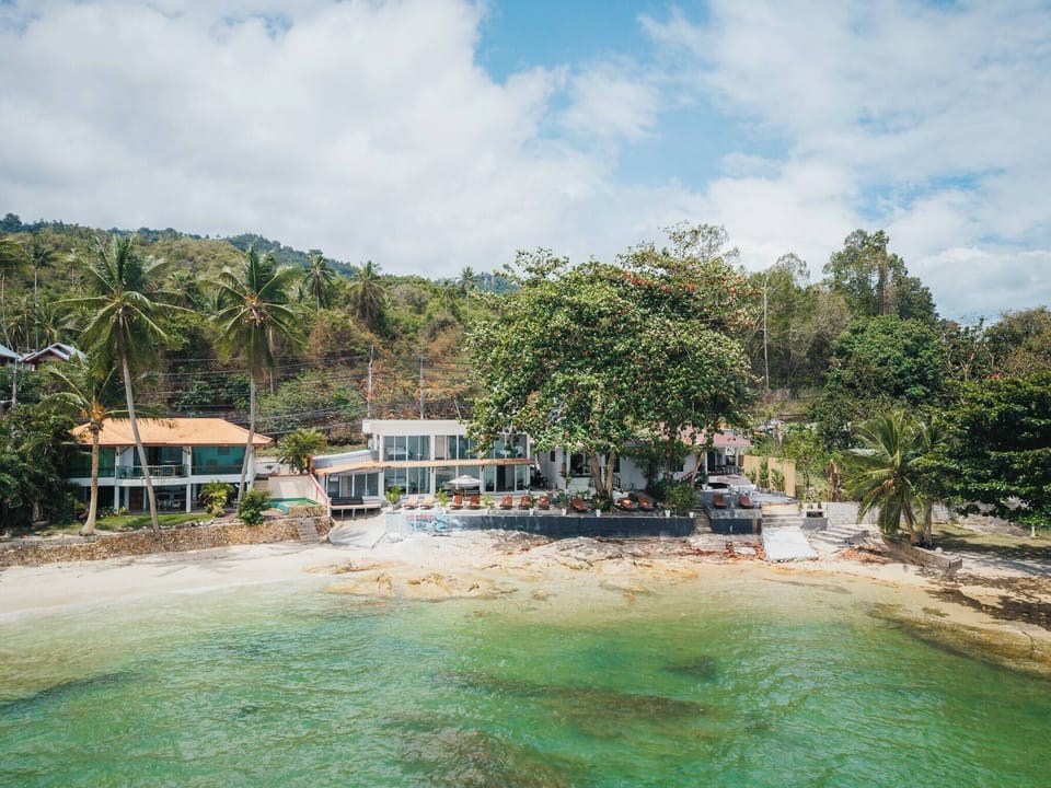 Room, 1 Bedroom | Beach