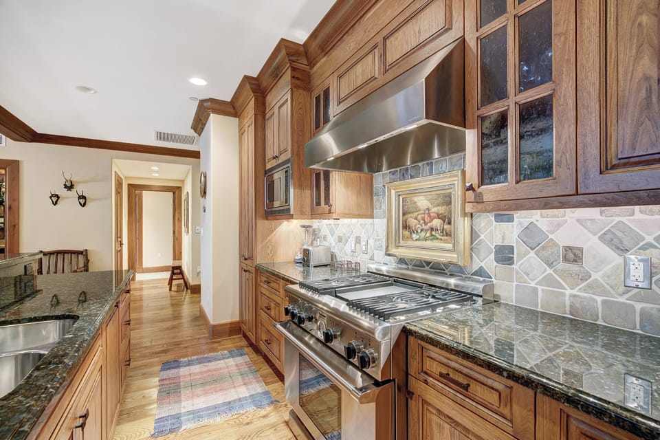 Indoors, Floor, Flooring, Hardwood, Kitchen