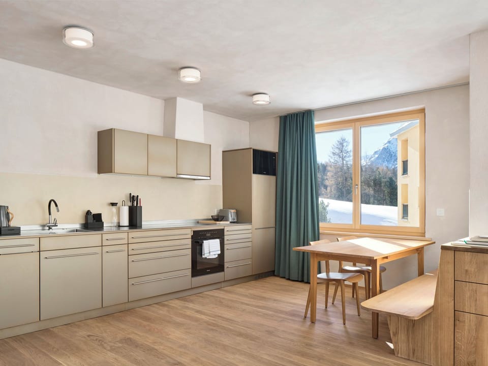 Kitchen / Dining Room