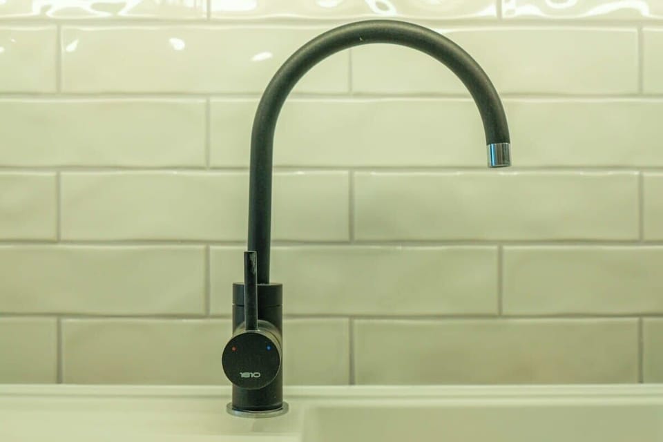 Hand-held showerhead
