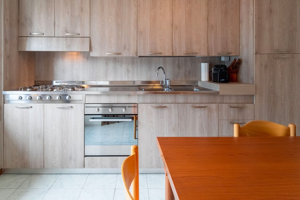 Apartment, 1 Bedroom, Balcony, Lake View | Private kitchen | Espresso maker, coffee/tea maker