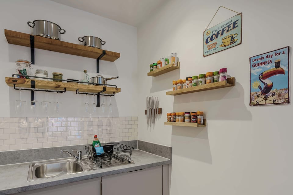 Austin House, Norwich - Host & Stay