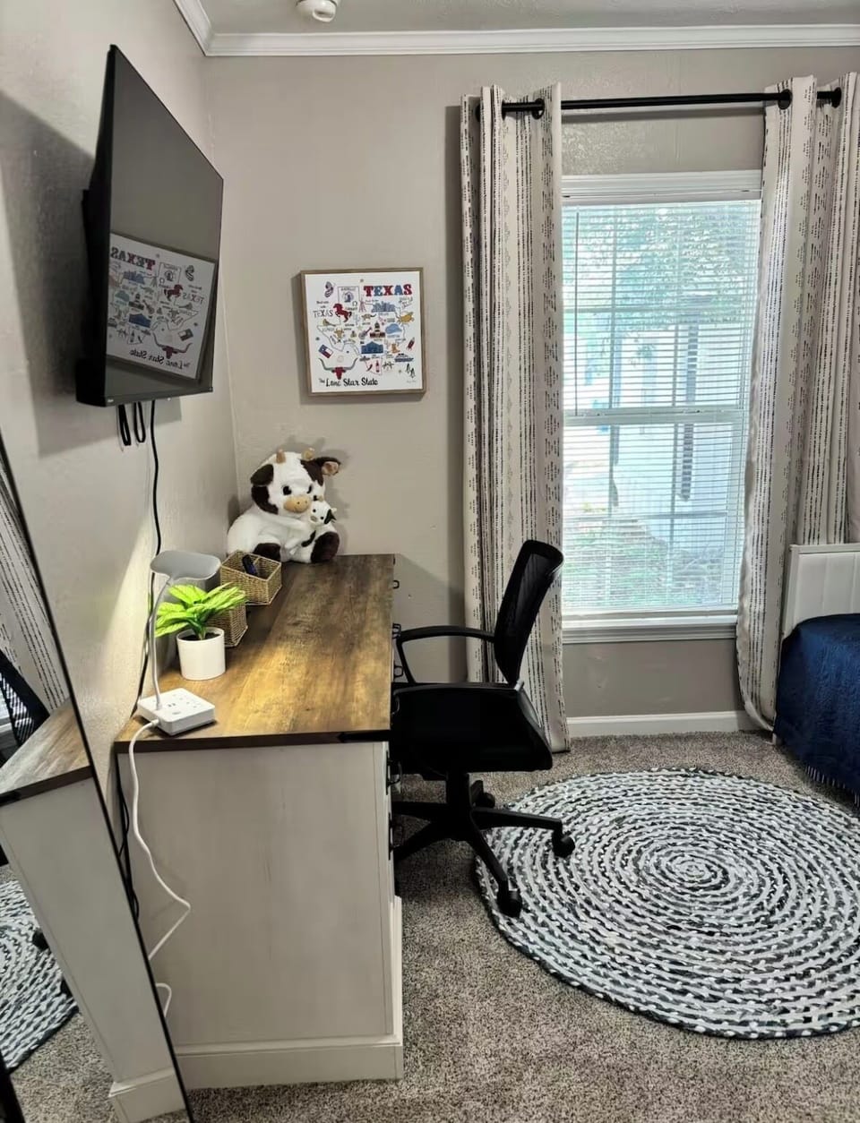 Work or play, your space is ready.