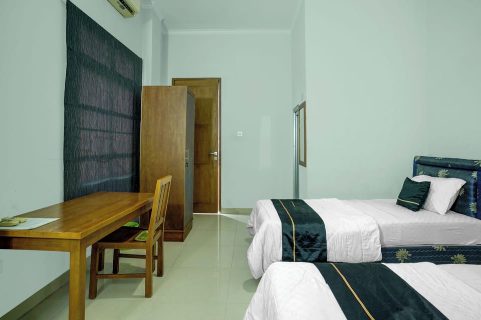Family Studio | Premium bedding, WiFi (free), bed sheets